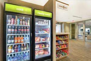 Home2 Suites By Hilton Grand Junction Northwest的证书、奖牌、标识或其他文件