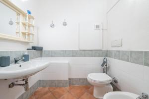 Phòng tắm tại D Home Costa Rei +31 ảnh