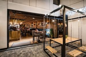 Lounge alebo bar v ubytovaní Art Suites Boutique Hotel - Krakow Center