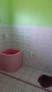 A bathroom at Bumi Abah Homestay