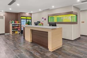 Home2 Suites By Hilton North Conway, NH的厨房或小厨房