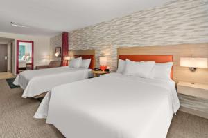 Home2 Suites By Hilton North Conway, NH客房内的一张或多张床位
