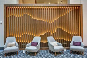 The Cincinnatian Curio Collection by Hilton的休息区