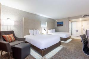 Postel nebo postele na pokoji v ubytování DoubleTree by Hilton Dallas/Richardson