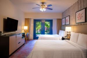 Cliffrose Springdale, Curio Collection By Hilton客房内的一张或多张床位