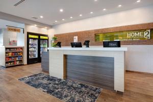 Лобби или стойка регистрации в Home2 Suites By Hilton Nashville Downtown-Metrocenter +42 фотографии