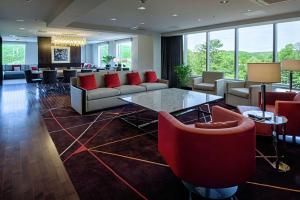 Posezení v ubytování DoubleTree by Hilton Hotel Bristol