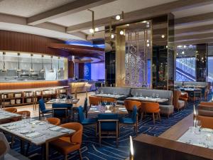 Crockfords Las Vegas, LXR Hotels & Resorts at Resorts World的休息区