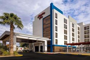 a rendering of the front of a hotel at Hampton Inn San Antonio Downtown in San Antonio