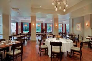 Restaurace v ubytování Hilton Pearl River