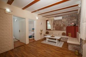 Gallery image of Villa Palma in Kotor +15 photos