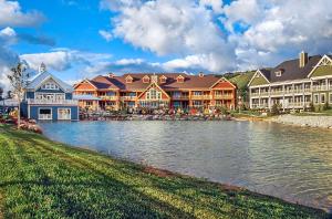 Gallery image of Hilton Grand Vacations Club Blue Mountain Canada in Blue Mountains