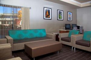 Posezení v ubytování Hampton Inn Grand Junction