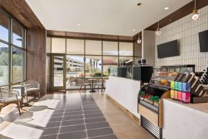 Hilton North Scottsdale At Cavasson的电视和/或娱乐中心