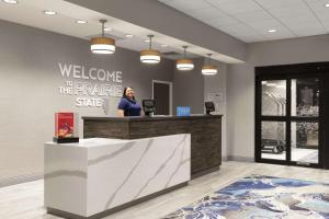 Hampton Inn O'Fallon, Il大厅或接待区