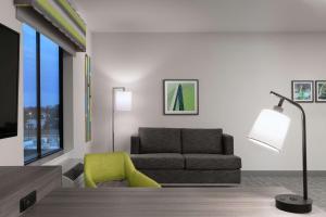 Hampton Inn O'Fallon, Il的休息区