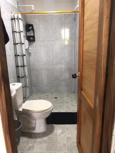 Koupelna v ubytování Apartamento Esmeralda Arboletes