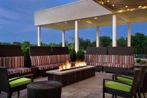 Posezení v ubytování Home2 Suites by Hilton Middletown