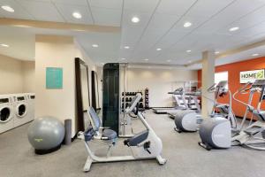 Fitness centrum a/nebo fitness zařízení v ubytování Home2 Suites by Hilton Middletown