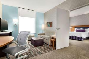 Postel nebo postele na pokoji v ubytování Home2 Suites by Hilton Middletown