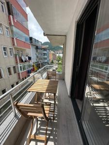 Balkoni atau teres di Hostel Amasra