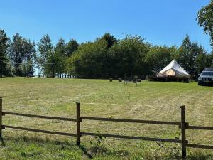 Příroda nedaleko luxury tent