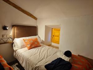 Giường trong phòng chung tại Apartamentos Rurales Tinguatón +56 ảnh
