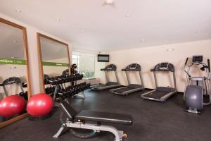 Fitness centrum a/nebo fitness zařízení v ubytování Hampton by Hilton Guadalajara Expo