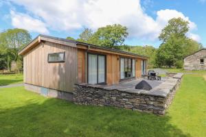 Hoone, kus puhkemaja asub