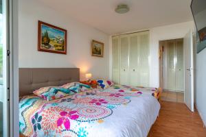 Postel nebo postele na pokoji v ubytování Appartement à Bénodet 3 étoiles avec vue sur mer