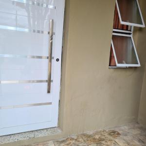 Gallery image of Kitnet casal e apartamento com lareira e vista jardim in Esteio