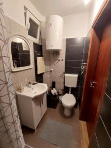 Kylpyhuone majoituspaikassa Vila Paramida