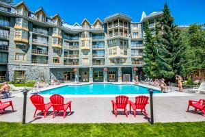 Bazén v ubytování Cascade Lodge by Elevate Vacations nebo v jeho okolí