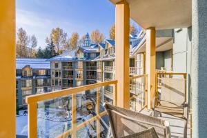 Balkón nebo terasa v ubytování Cascade Lodge by Elevate Vacations
