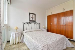 Postel nebo postele na pokoji v ubytování Oasis Near Barcelona Pool Tennis Beach + 37 fotografií