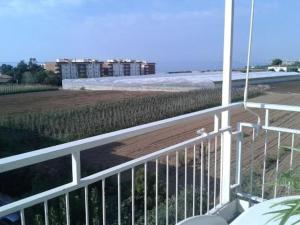Balkón nebo terasa v ubytování Oasis Near Barcelona Pool Tennis Beach