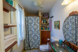 Gallery image of Stella Blue - 8 in Savannah