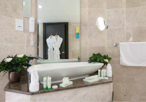 Un baño de The Victory Hotel