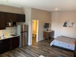 Una cocina o kitchenette en Solis Place in Old Town