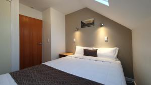 Postel nebo postele na pokoji v ubytování Airways Motel