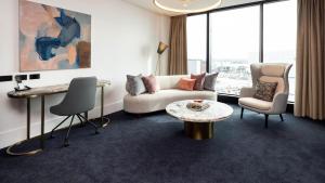 Gallery image of Horizon by SkyCity in Auckland
