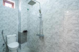 Ένα μπάνιο στο NaFaLa Homestay