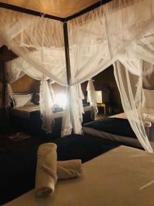 Letto o letti in una camera di Galaxy View Homestay Sigiriya