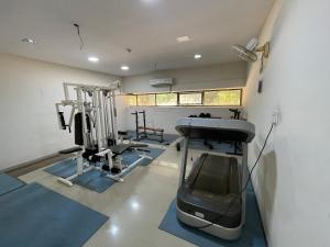 Fitness centrum a/nebo fitness zařízení v ubytování Samruddhi S1 homestay garden villa or S3