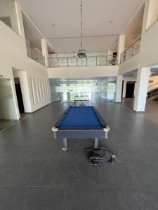 Biliár nebo kulečník v ubytování Samruddhi S1 homestay garden villa or S3