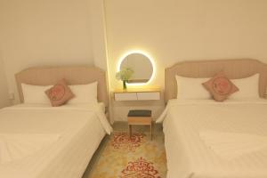 Fotografie z fotogalerie ubytování LA VIE EN ROSE 2 Hotel v destinaci Da Lat + 69 fotografií