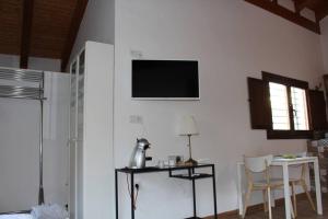Μια τηλεόραση ή/και κέντρο ψυχαγωγίας στο Loftelito en Alpuente