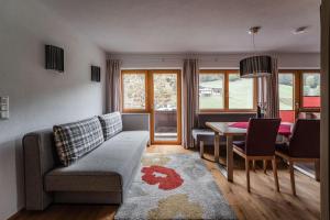 Część wypoczynkowa w obiekcie Gästehaus Fohringer