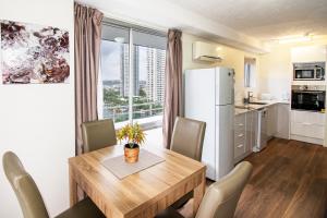 Køkken eller tekøkken på Equinox Resort