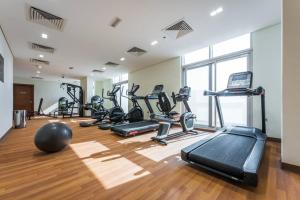 Fotografie z fotogalerie ubytování Elegant & Chic 1BR Apt w/ Full swimming pool View v Dubaji